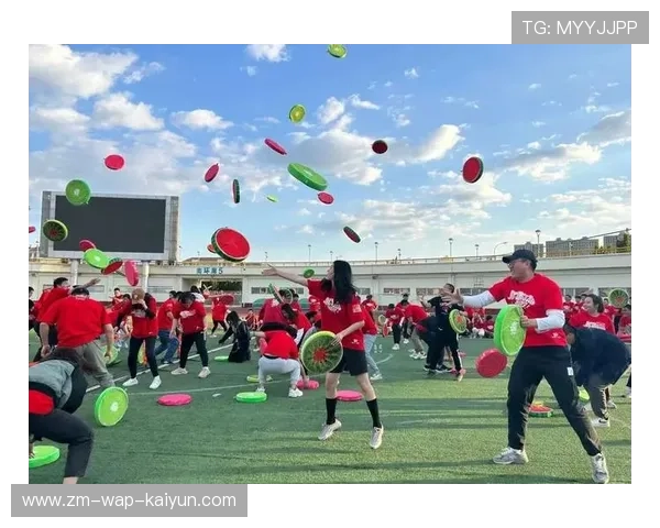 极限飞盘挑战赛，团队配合彰显默契，极限飞盘游戏规则